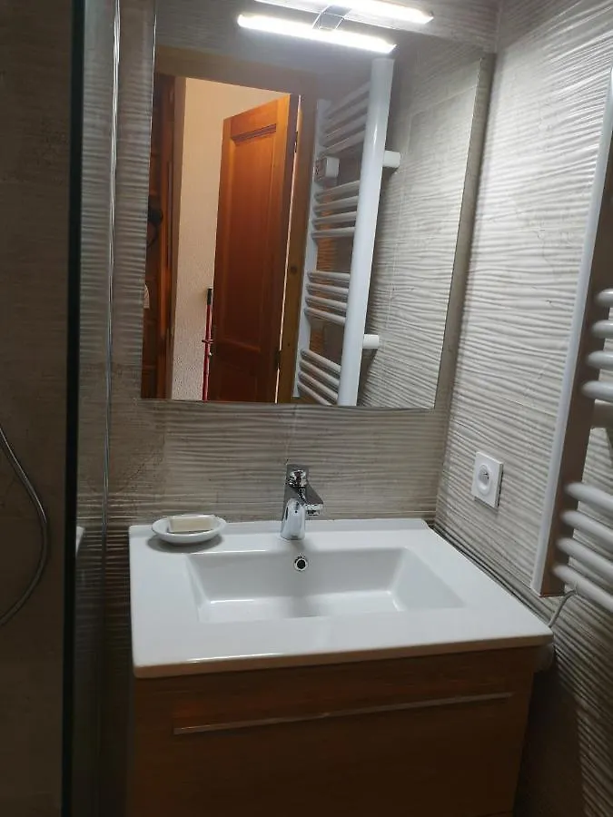 Apartment Appartement Lumineux, 4-6 Personnes, Refait A Neuf Les Gets